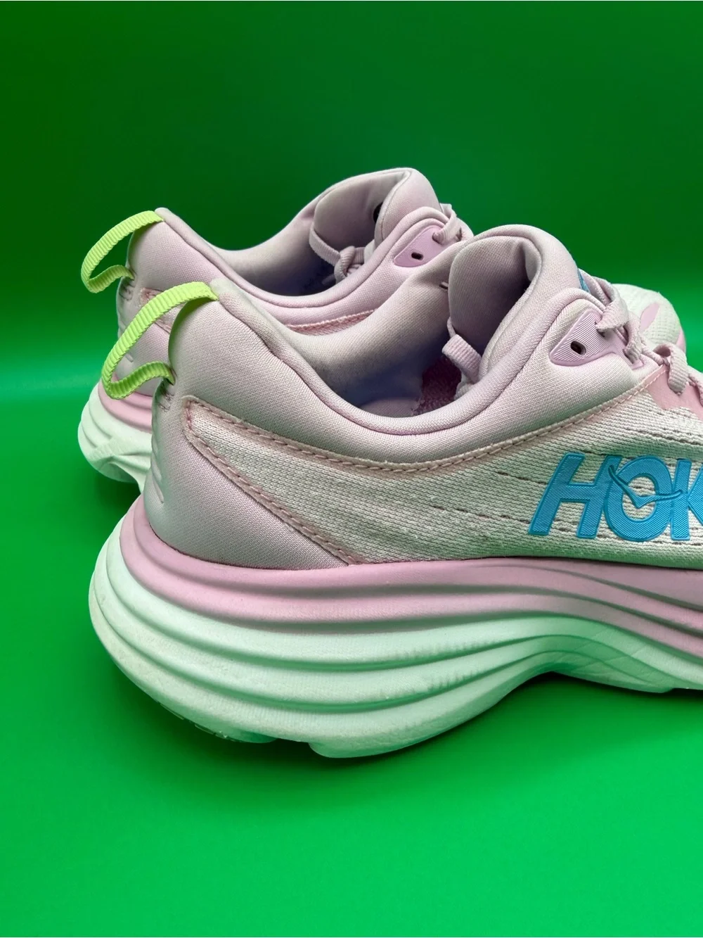 Hoka One One Bondi 8 Women’s Pink Athletic Running Shoes Sneakers FE1224G SZ 9